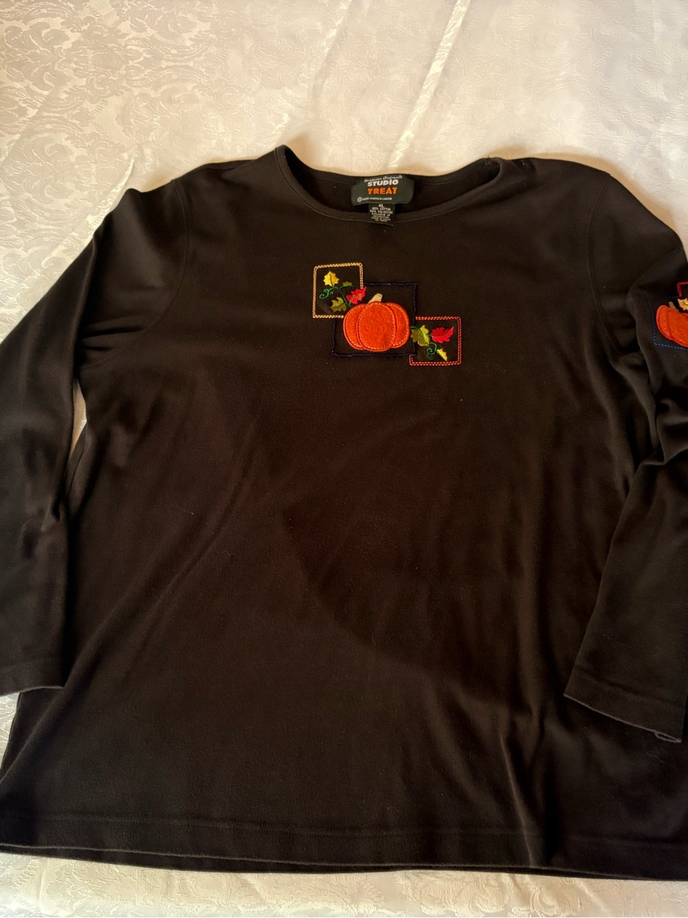 Designers Originals Black Long-Sleeve Top with Orange Pumpkin woman’s xl